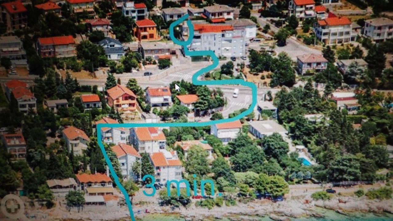 Apartman Vitamare 160 M From The Beach Novi Vinodolski Exterior foto